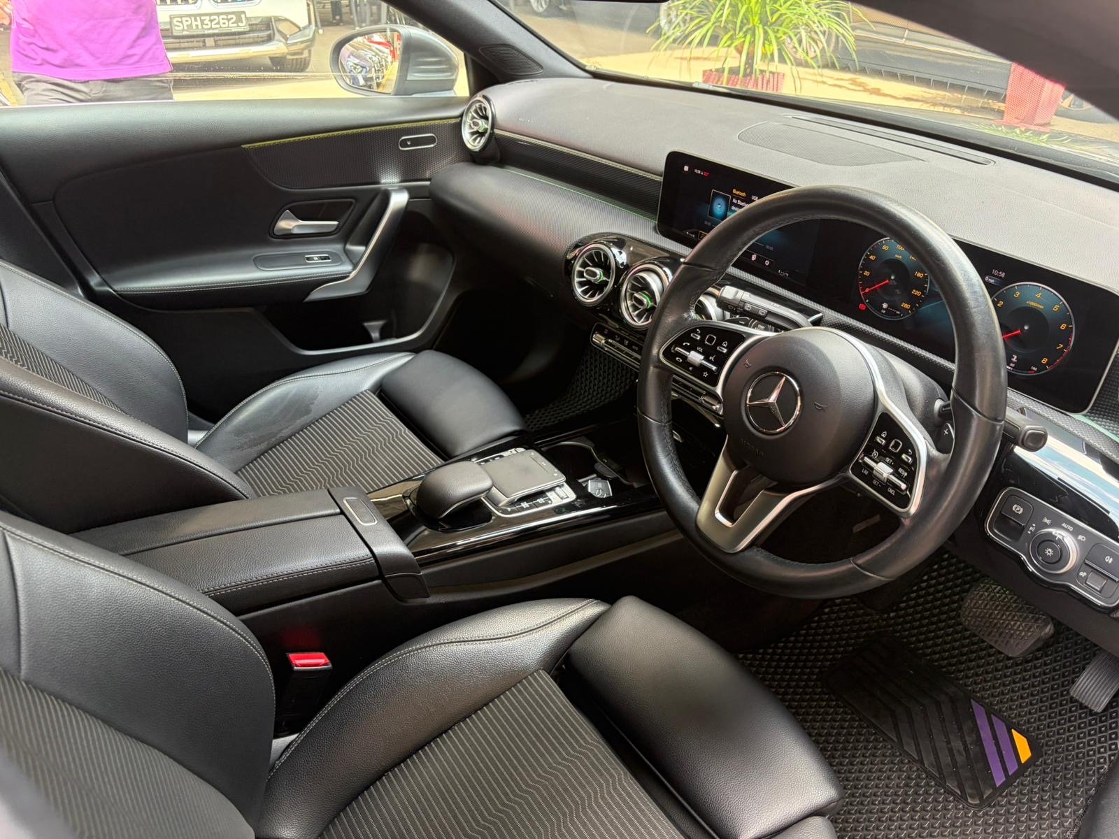 Mercedes-Benz A180 SE photo 7